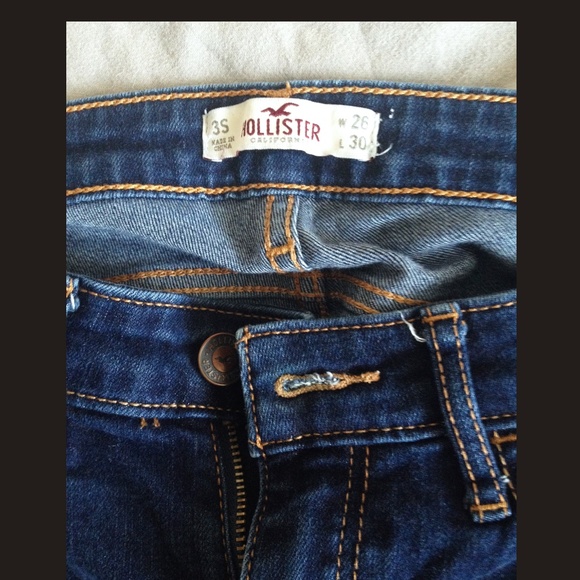 Hollister Jeans. 3S. - Picture 3 of 3